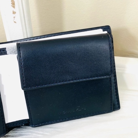 Michael Kors Cooper Billfold Men’s Wallet with Coin Pocket - Picture 10 of 16